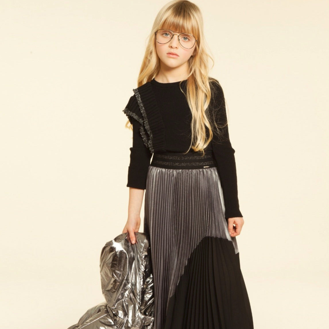 Loredana Prima Black Sweater with Glitter Details for Girls - CapuletKids