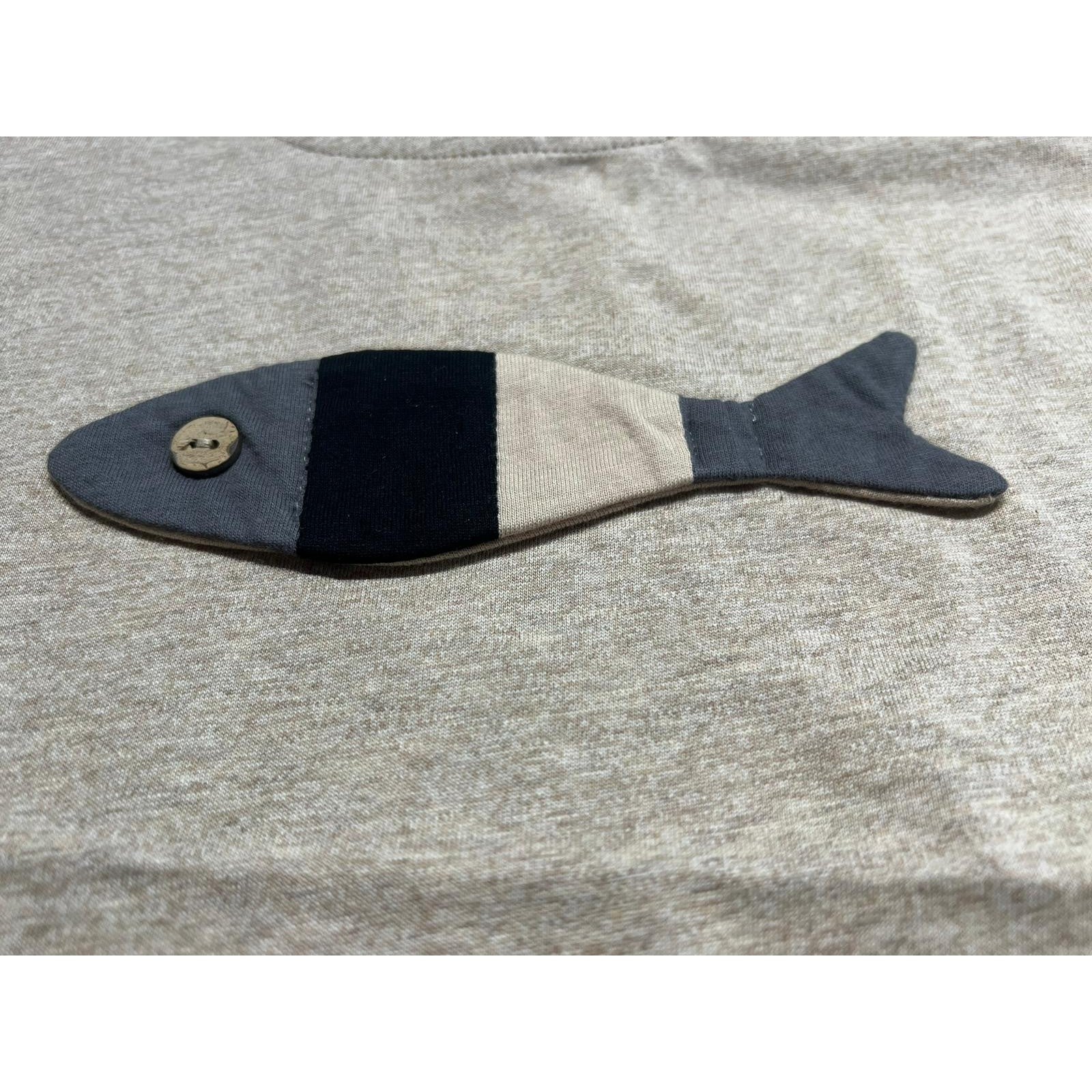 Aimama 3-D Fish Embroidered Tee