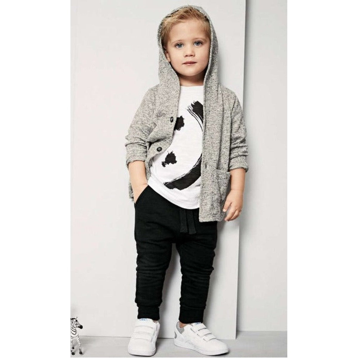 Aimama White Smiley Face Tee
