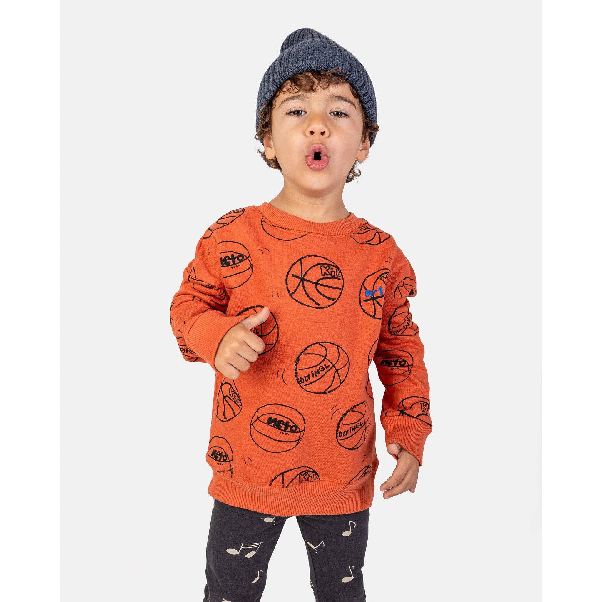 NAADA 100% Cotton Sweatshirt "Basketball"