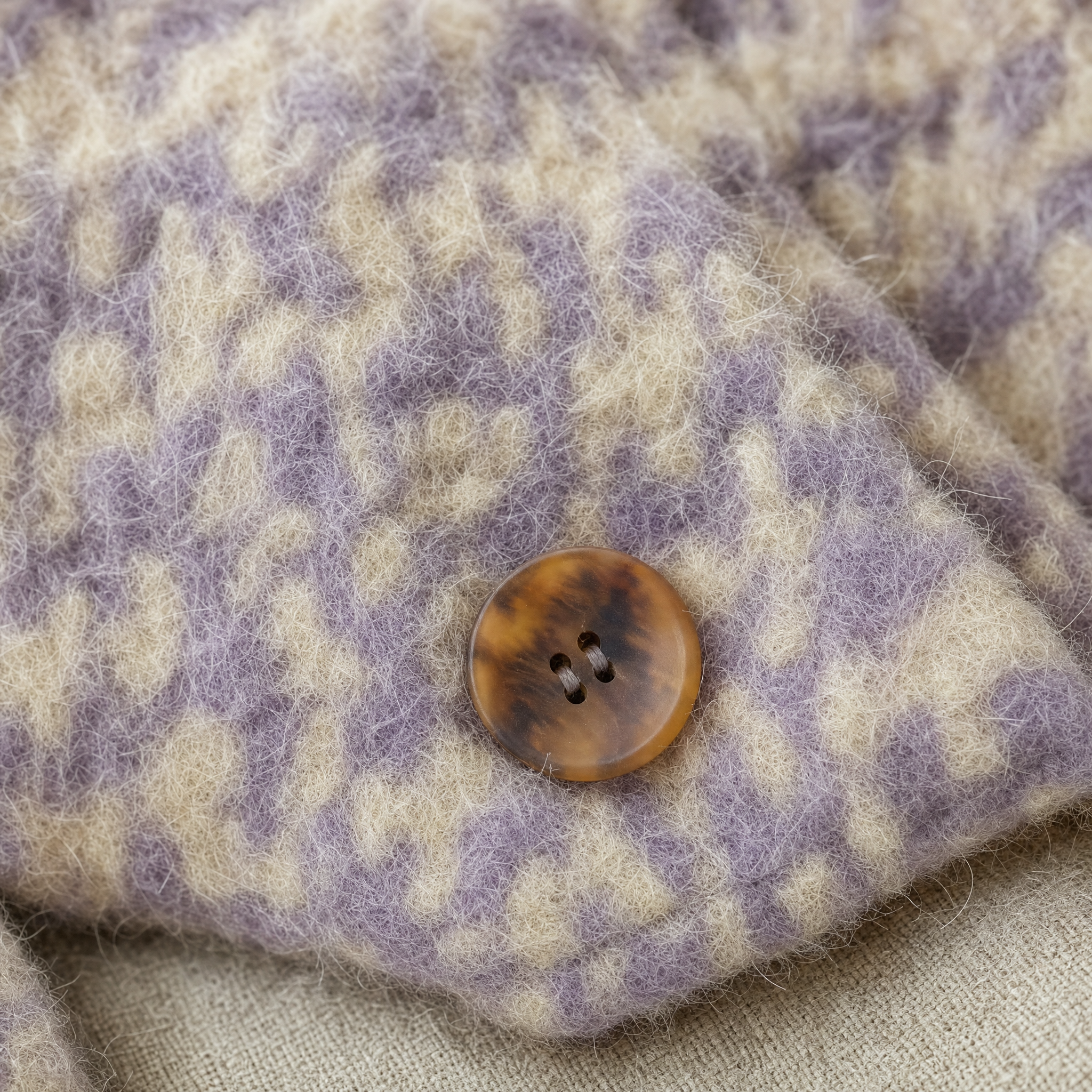 check-mohair-jacket-ciruela-tocoto-vintage detail