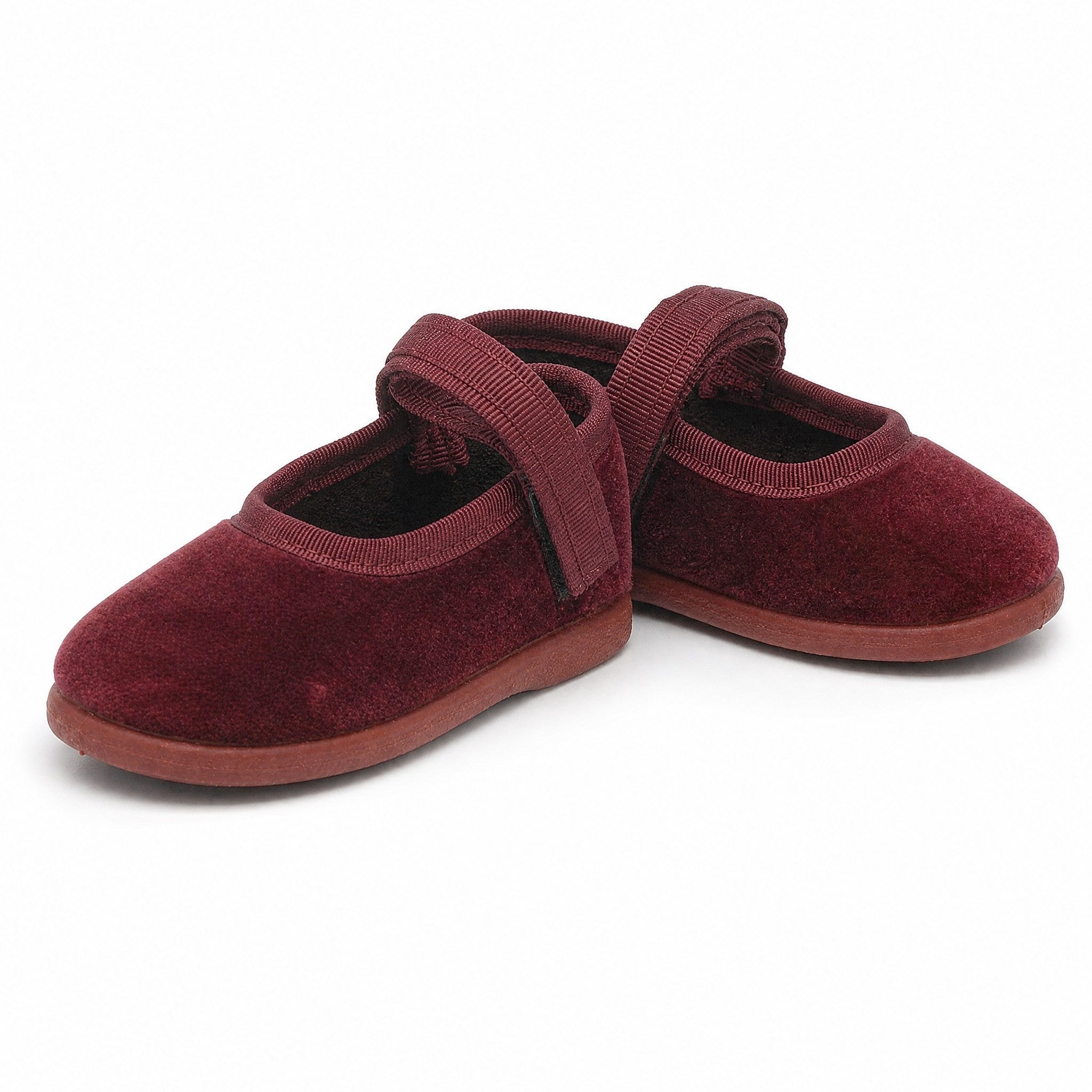 Cienta Burgundy Velvet Mary Jane, three quarter view