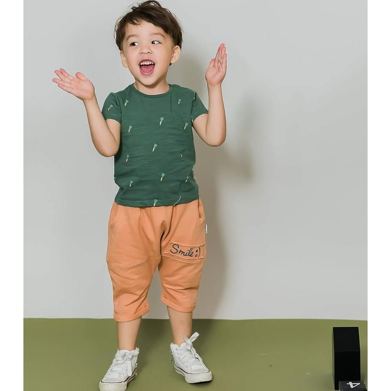 Aimama "Smile" Harem Shorts for Boys