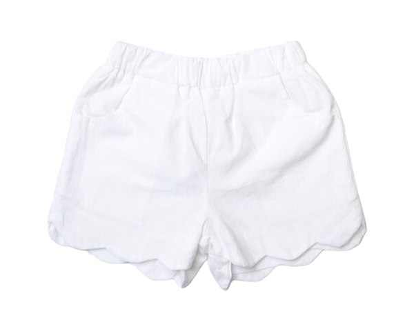 White scalloped hem shorts with side pockets