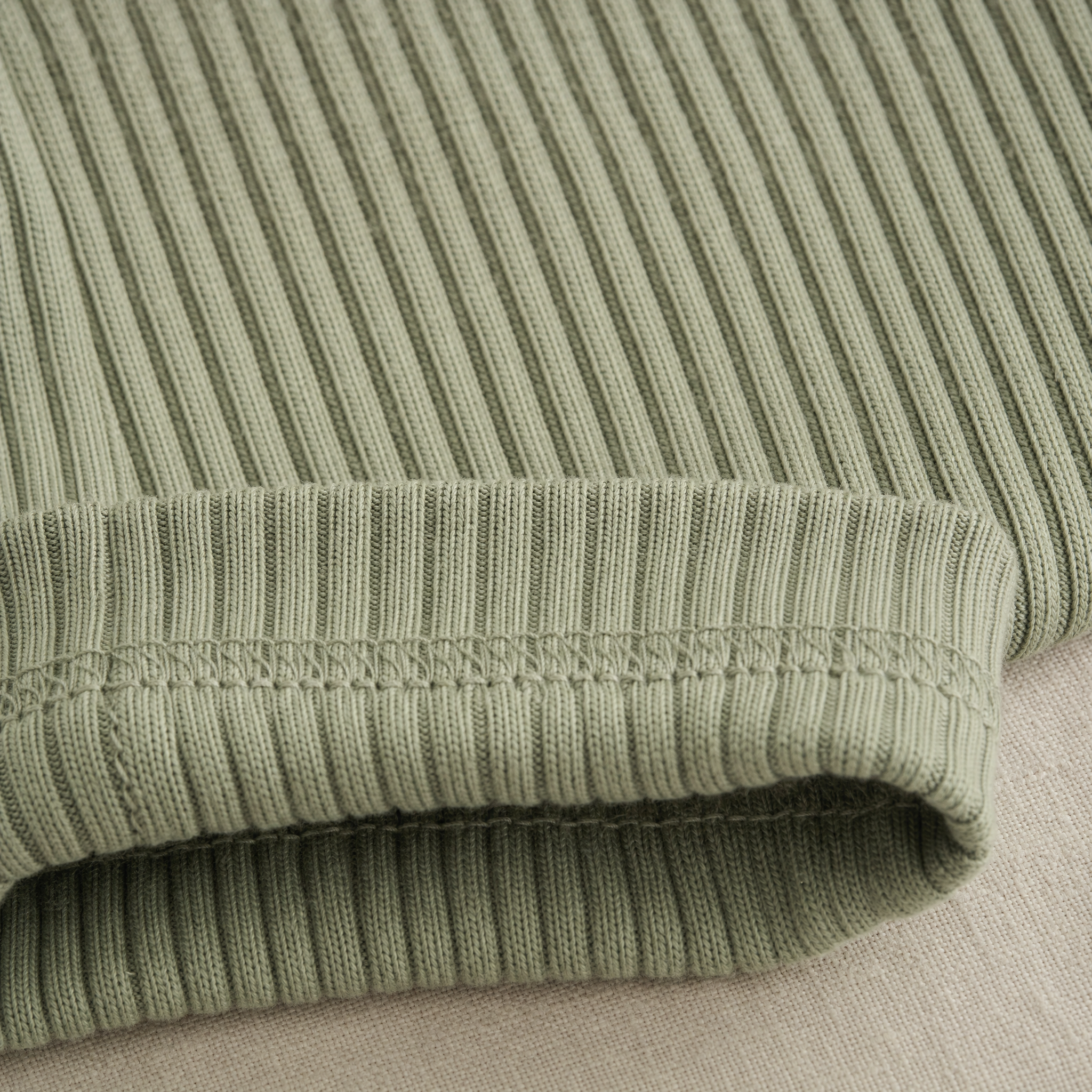 modal-leggings-light-moss-marmar-copenhagen detail