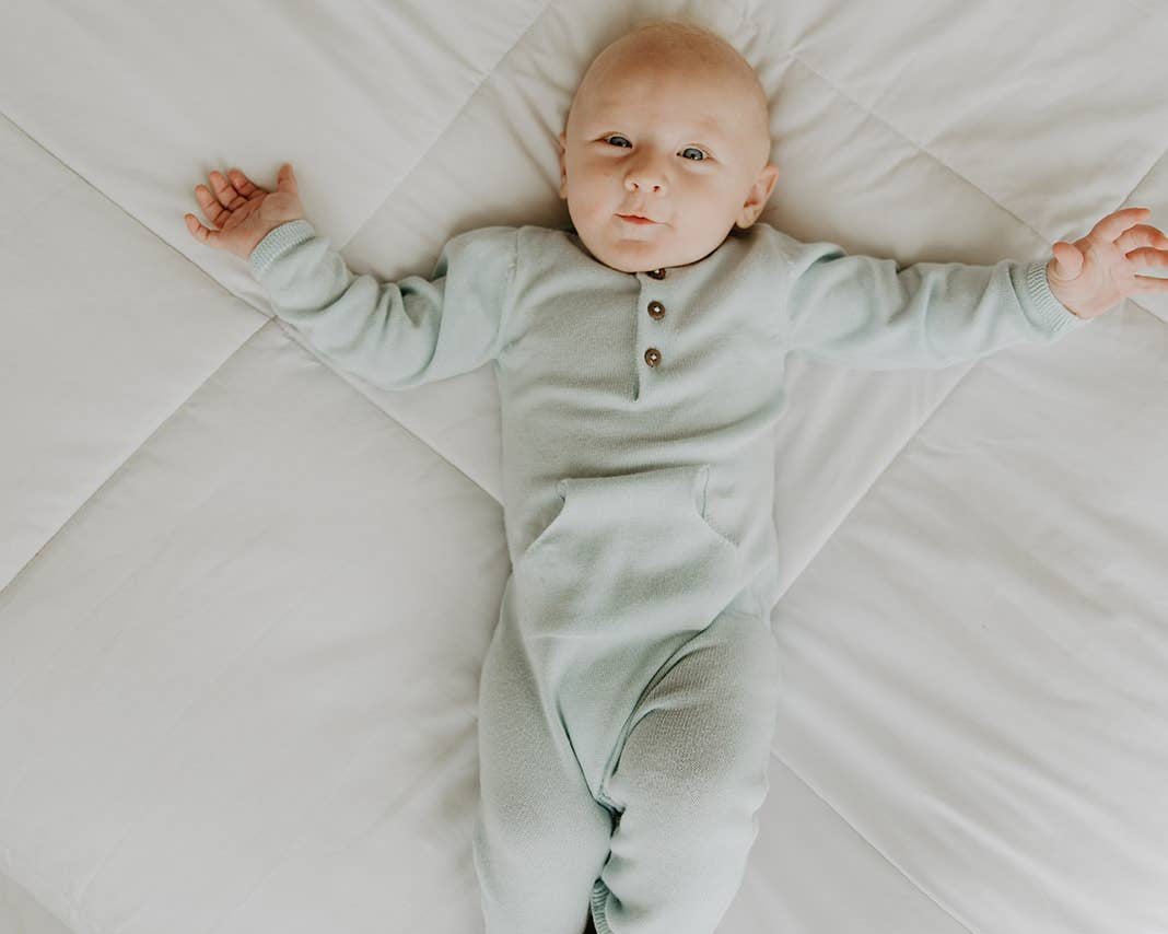 Viverano Organics| Milan Pastel Kangaroo Knit Coverall Romper (Organic Cotton) Mini Kids 0-12M - CapuletKids